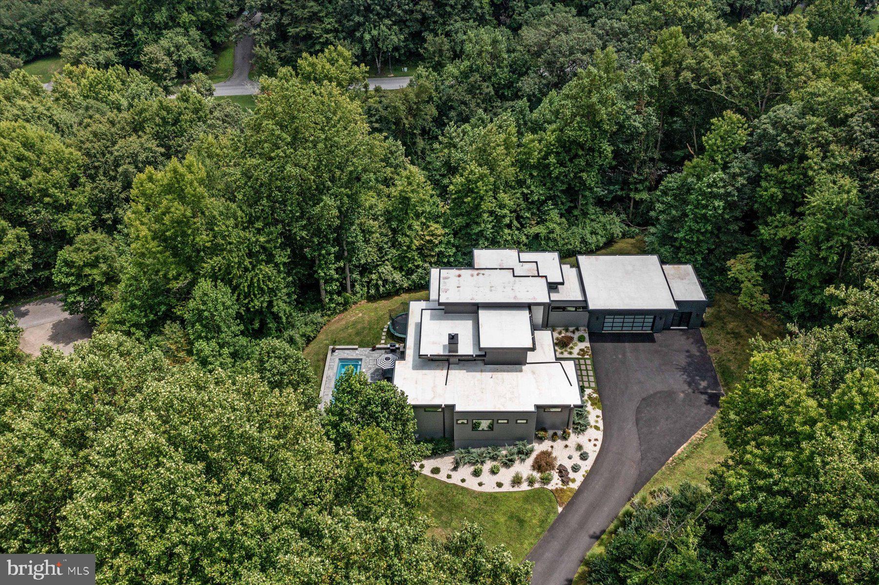 ATHLONE HILLS - Residential