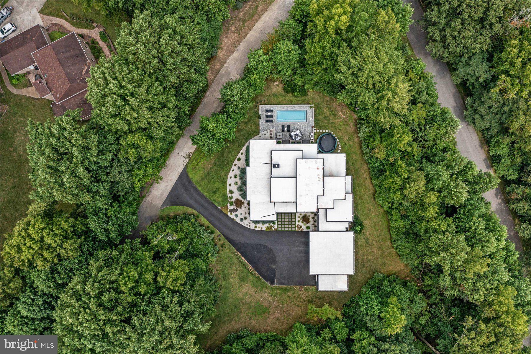 ATHLONE HILLS - Residential