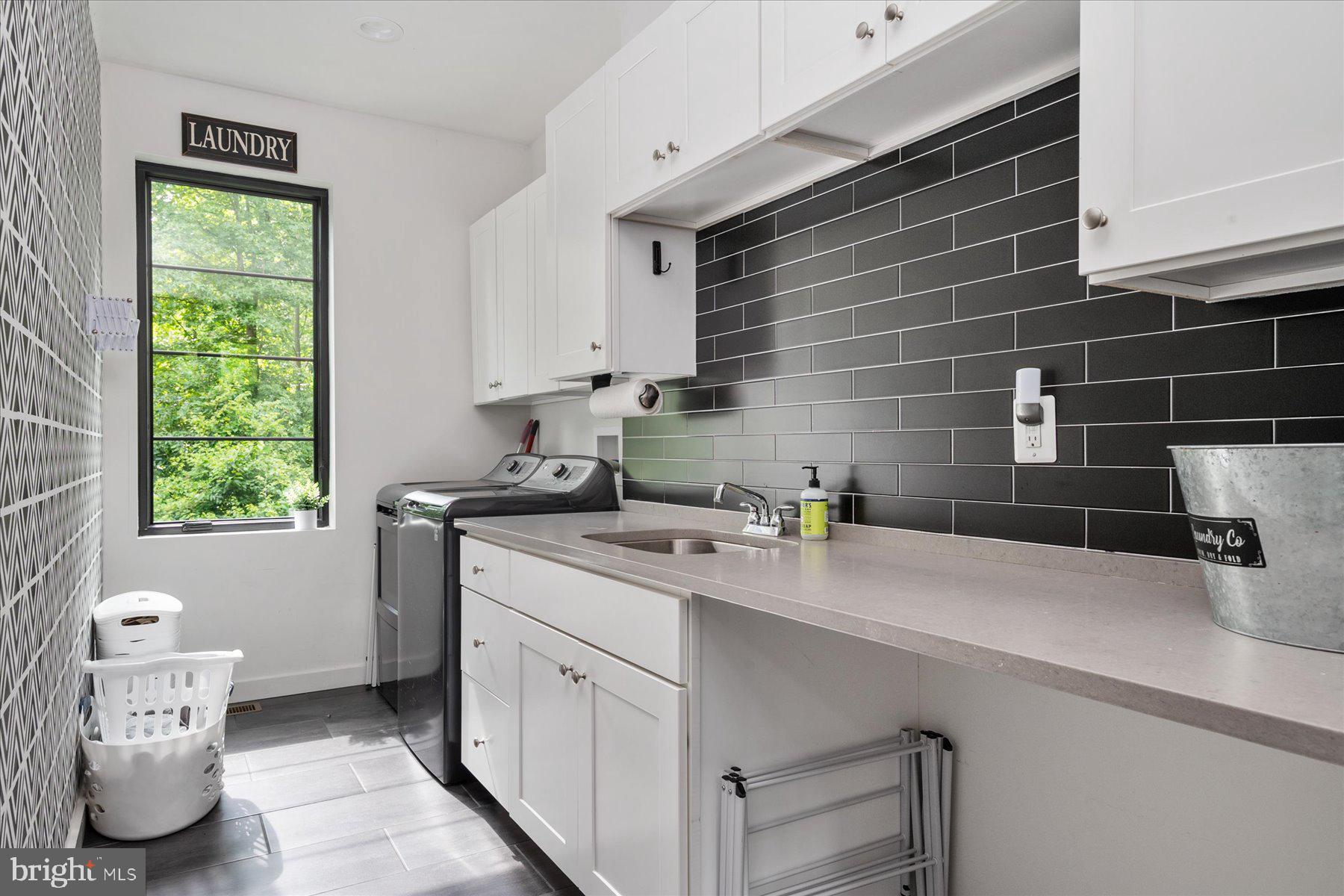 ATHLONE HILLS - Residential