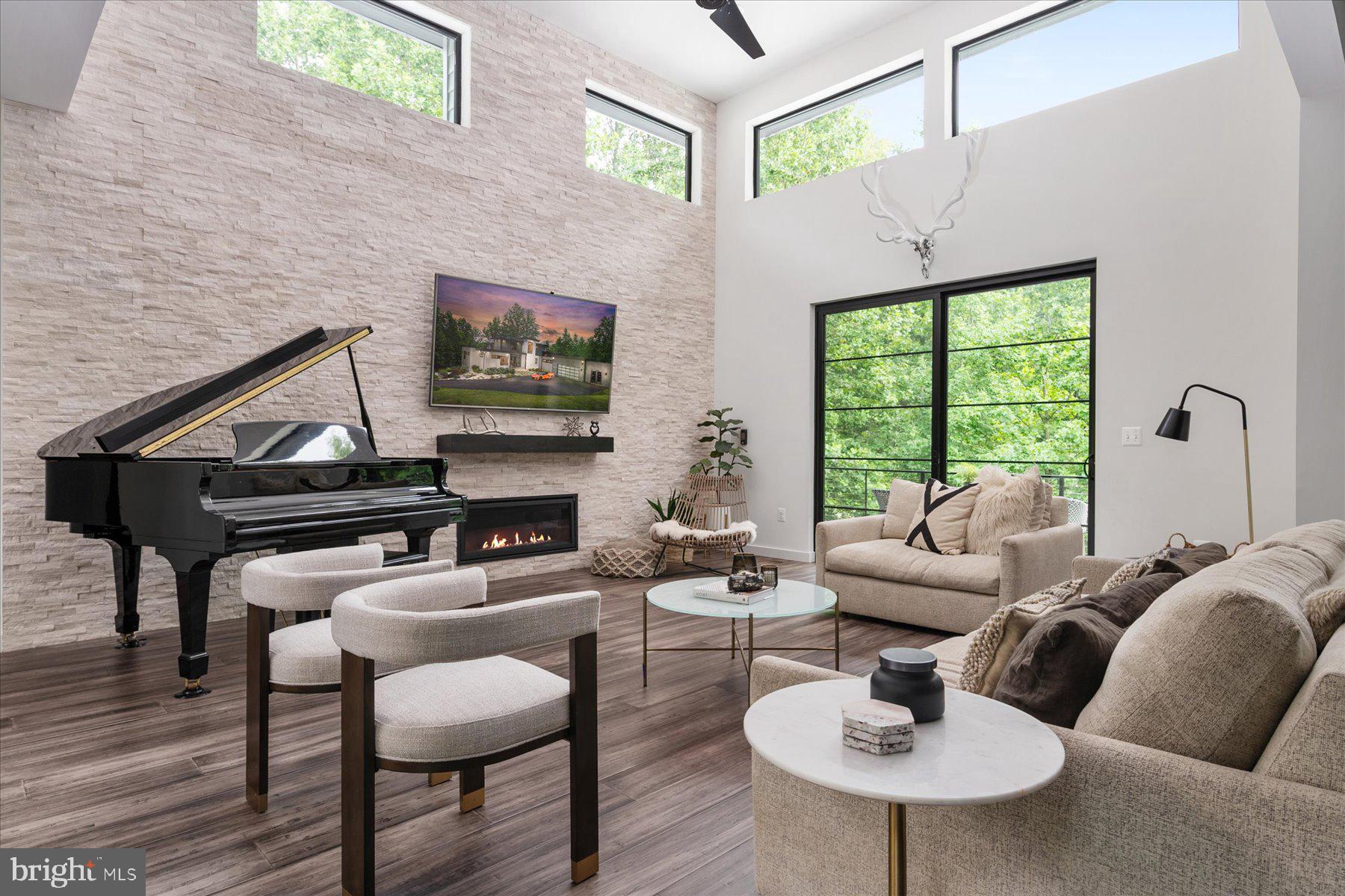 ATHLONE HILLS - Residential