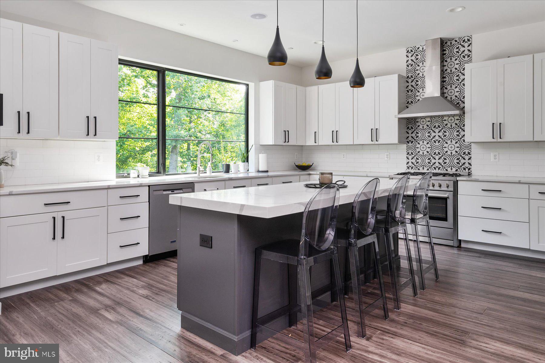 ATHLONE HILLS - Residential