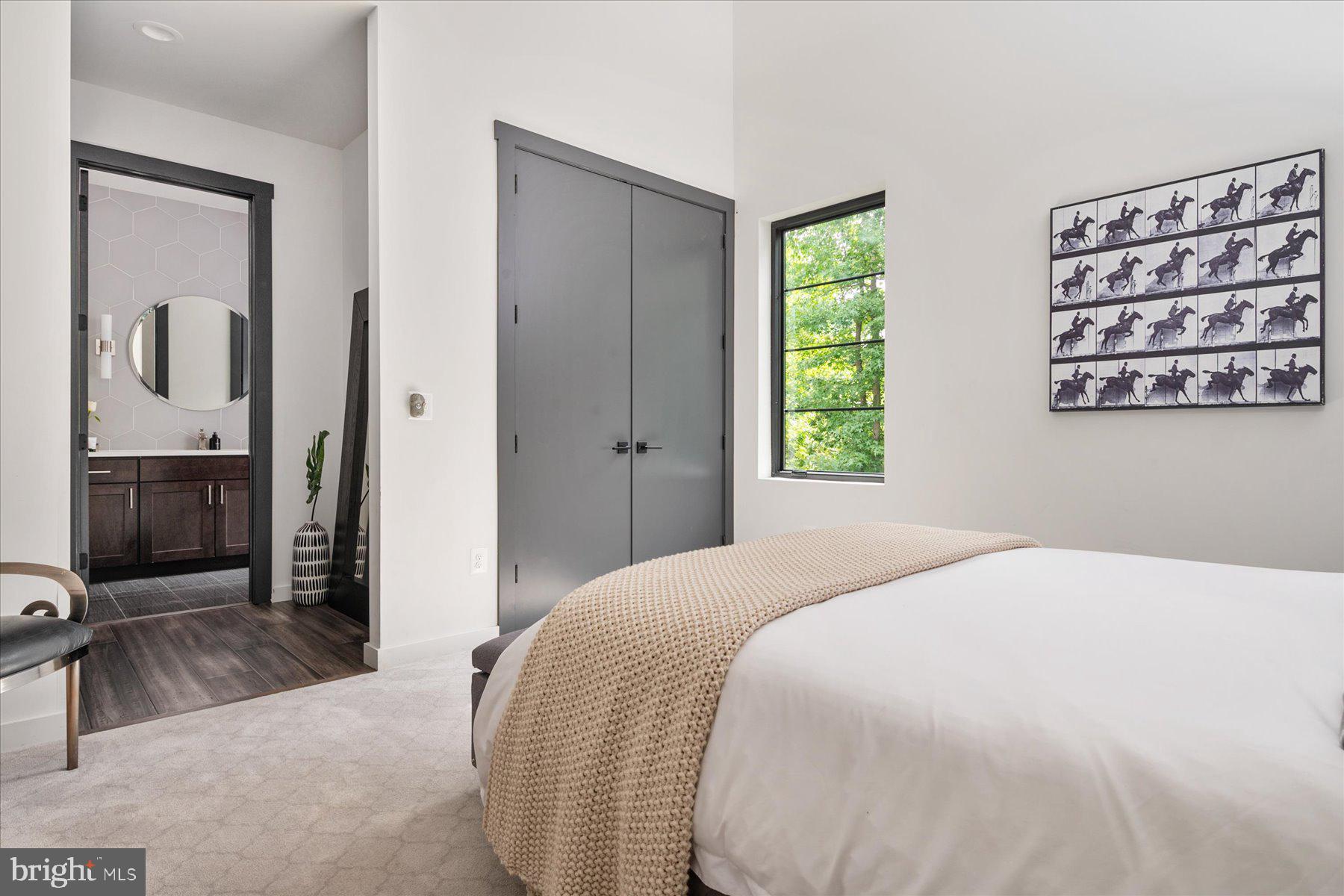 ATHLONE HILLS - Residential