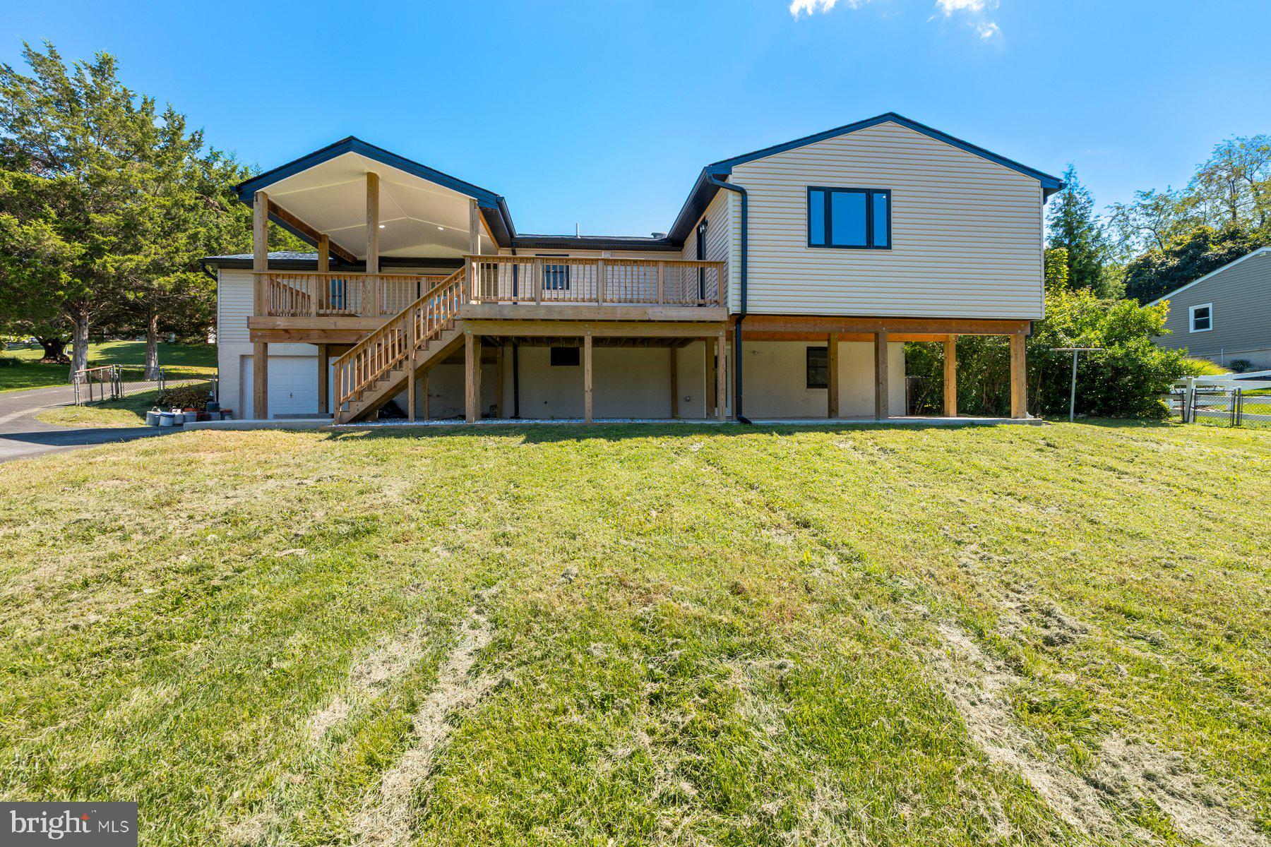 13132 MANOR DRIVE