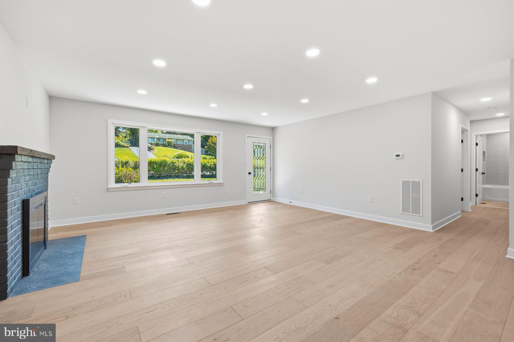 13132 MANOR DRIVE