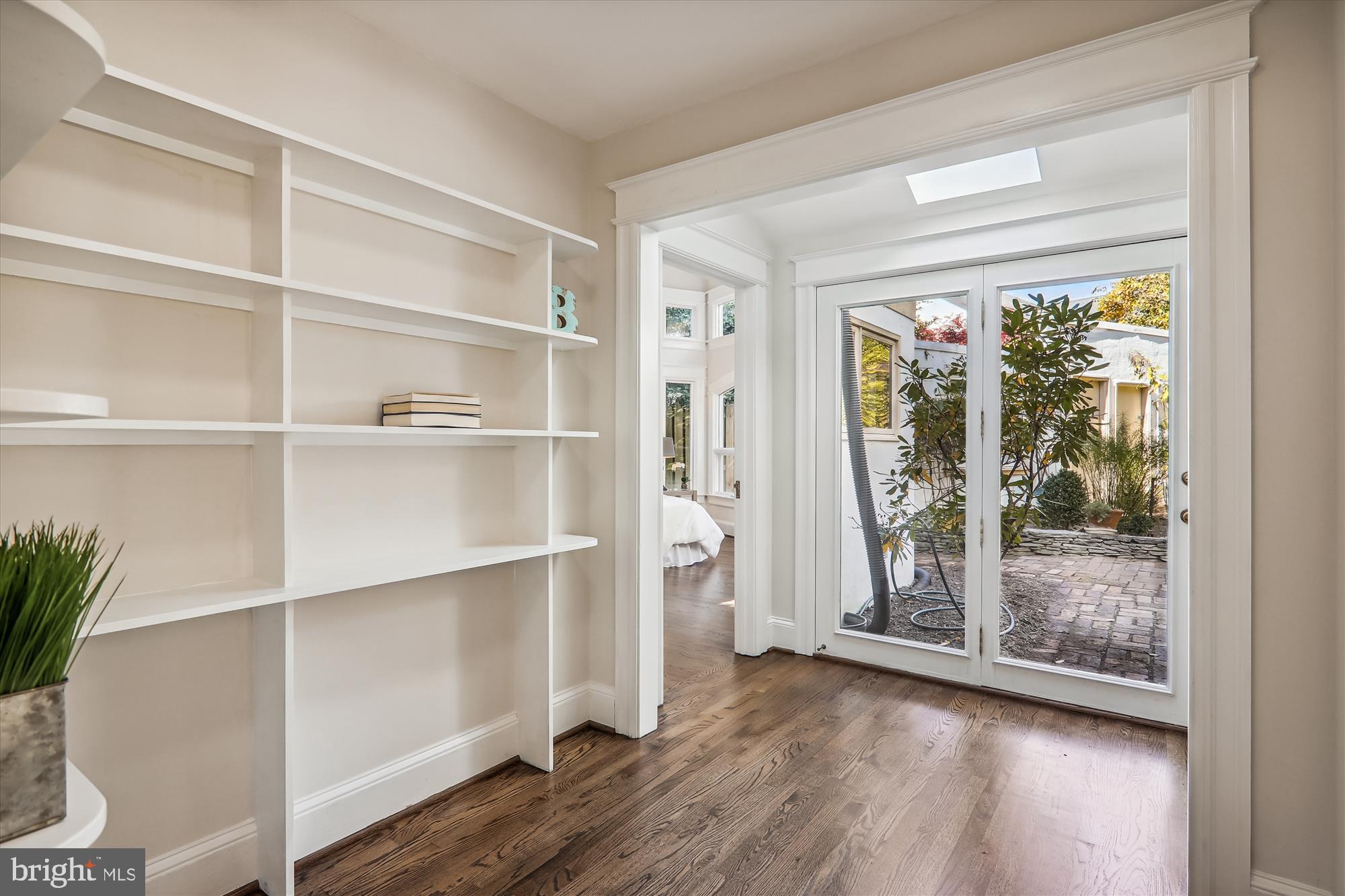 BATTERY PARK - Residential