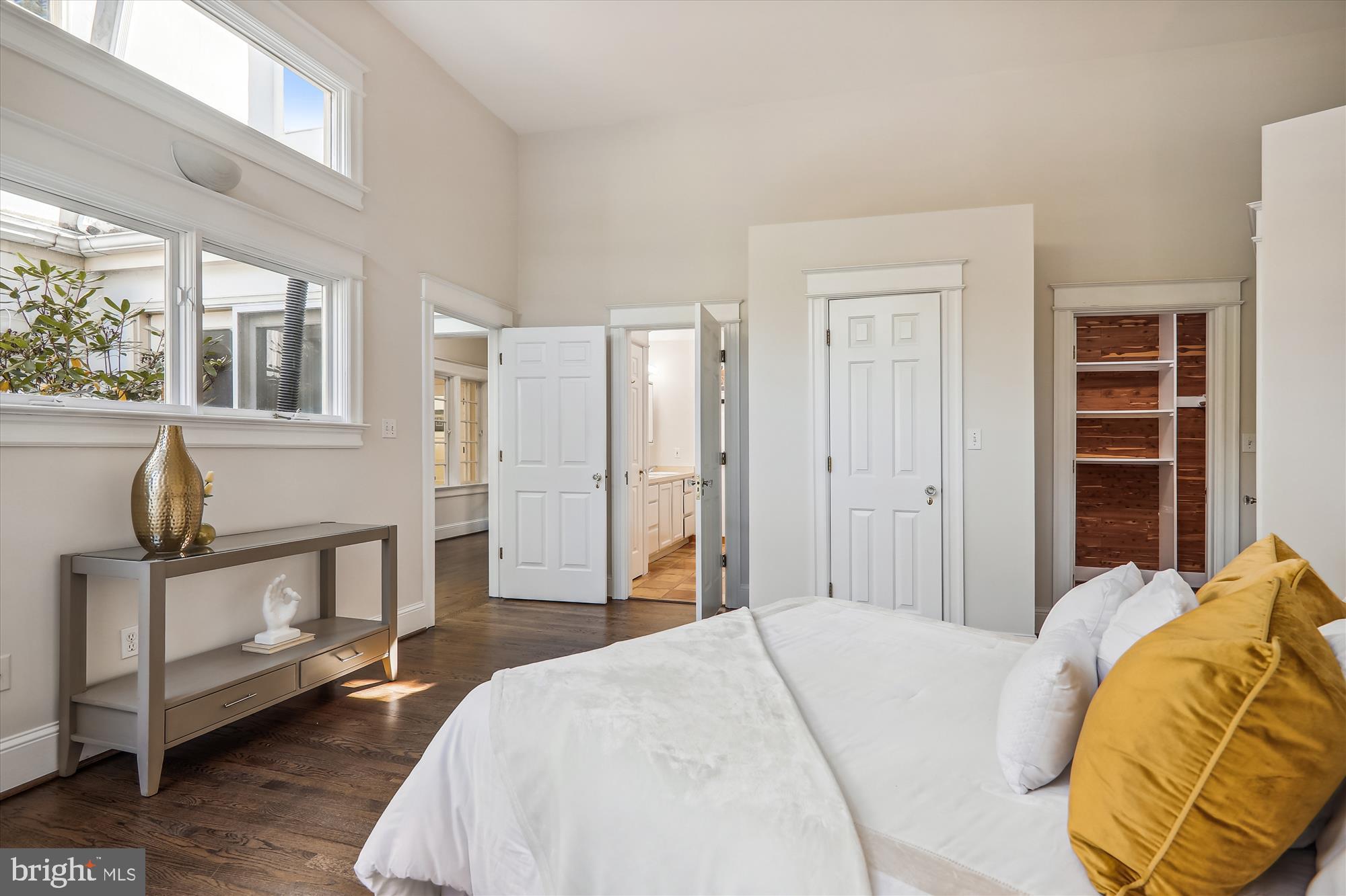 BATTERY PARK - Residential