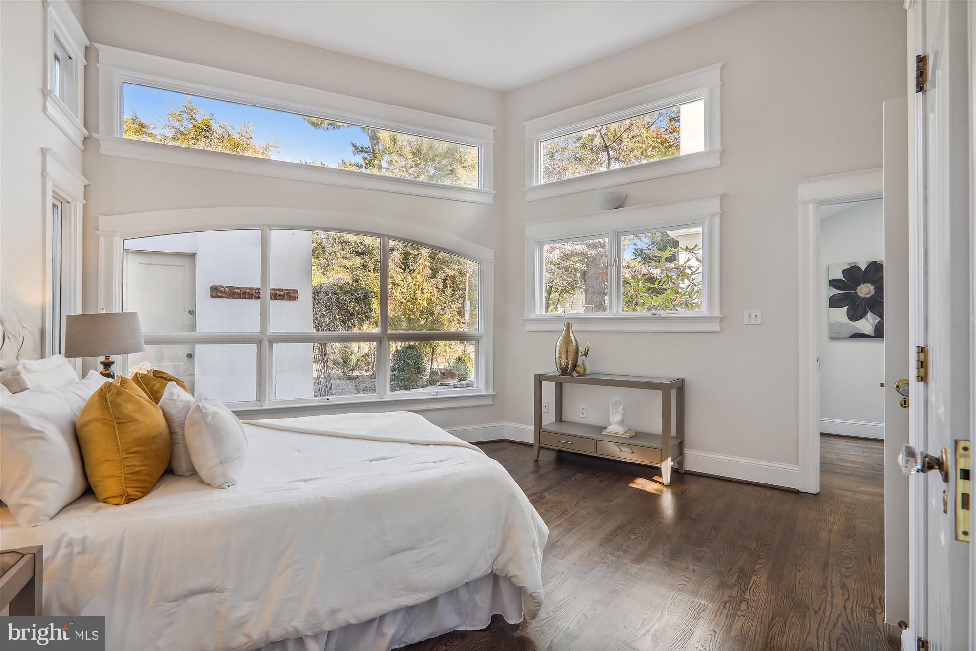 BATTERY PARK - Residential