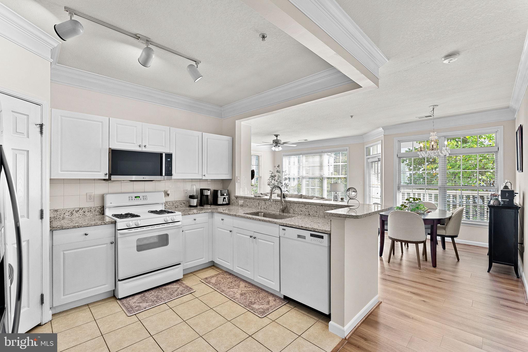 WESTCHESTER AT STRATFORD - Residential