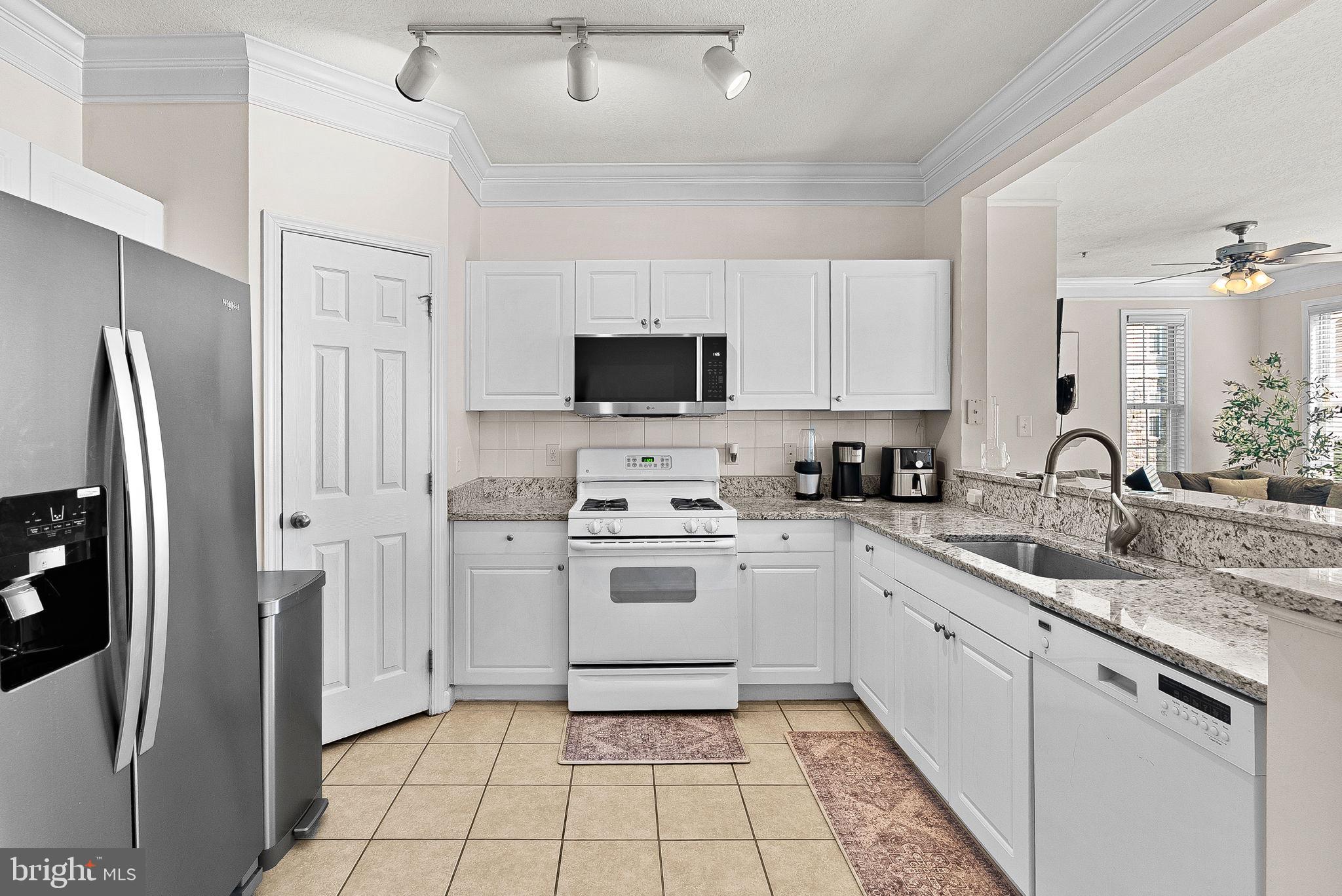 WESTCHESTER AT STRATFORD - Residential