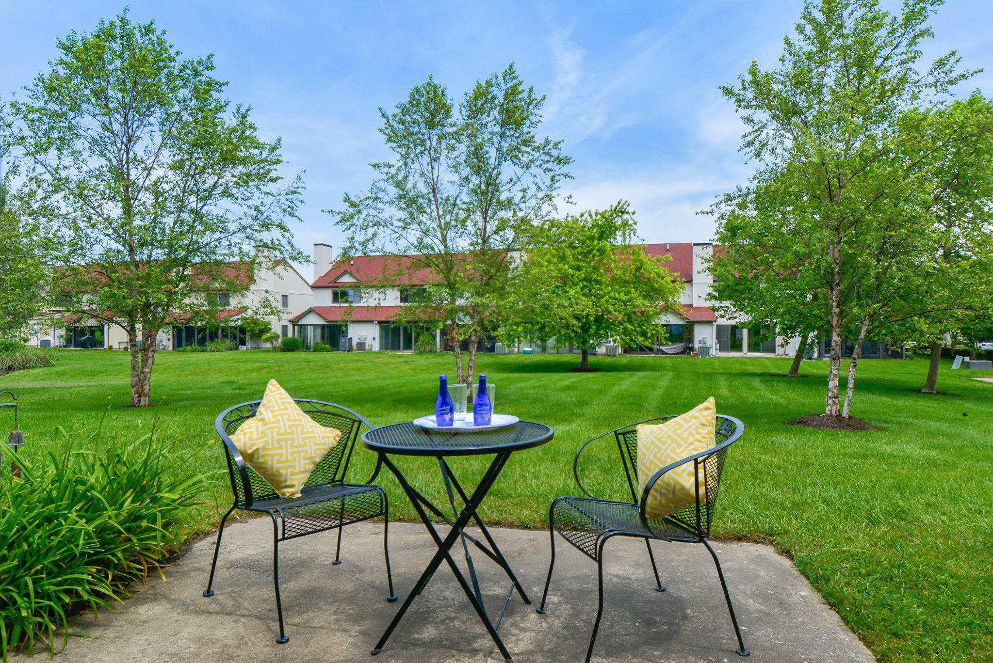 QUEENS LANDING - Residential