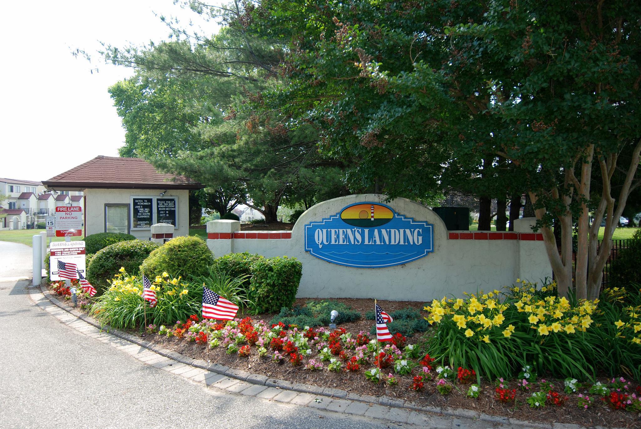 QUEENS LANDING - Residential