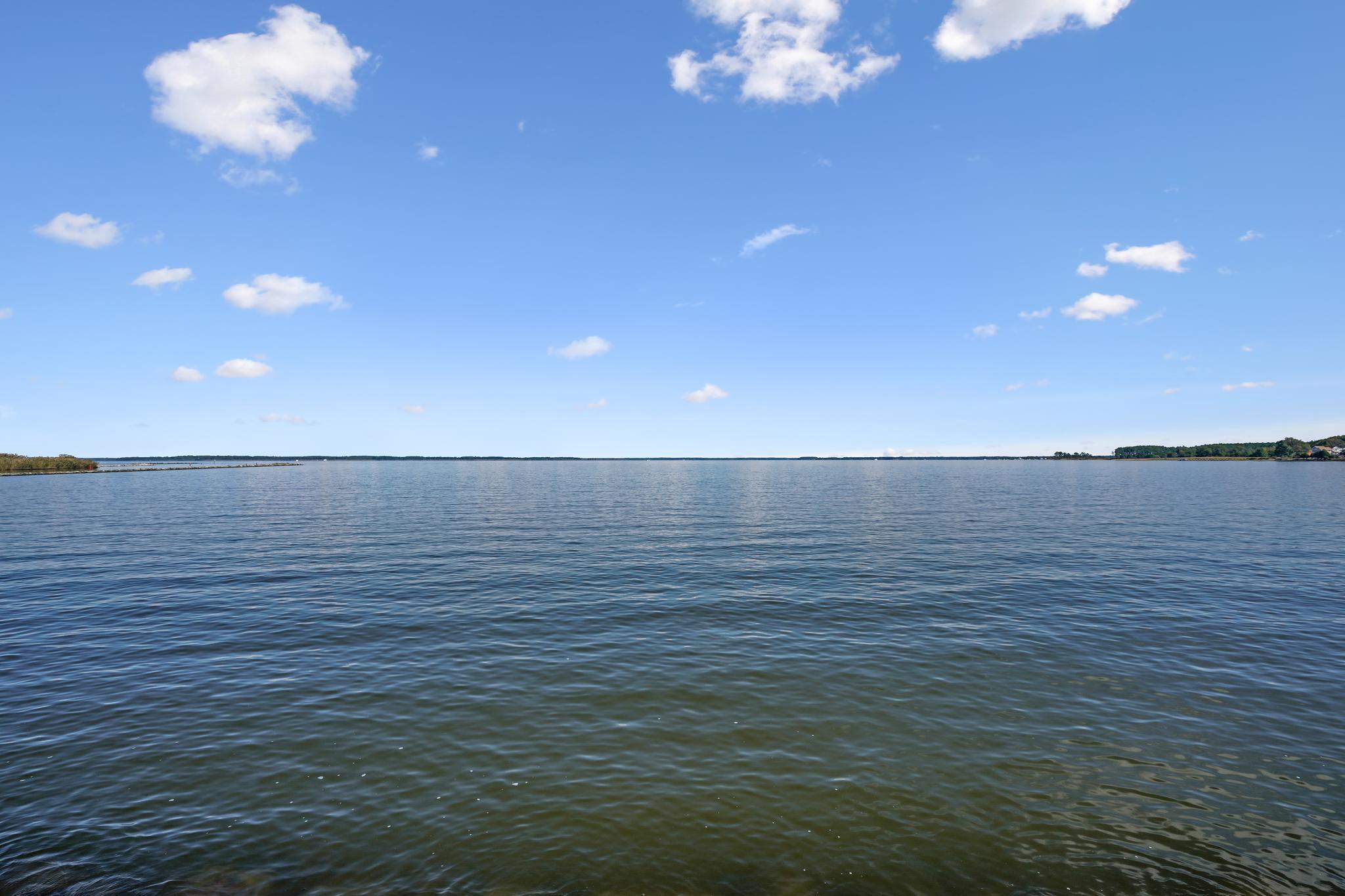 QUEENS LANDING - Residential