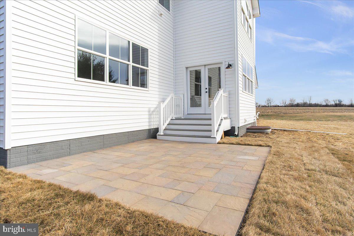 EMERALD FARM - Residential