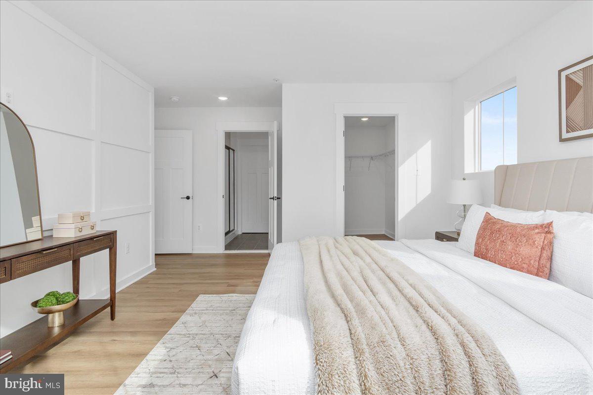 EMERALD FARM - Residential