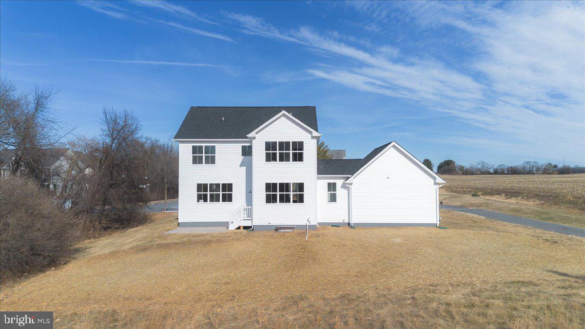 EMERALD FARM - Residential