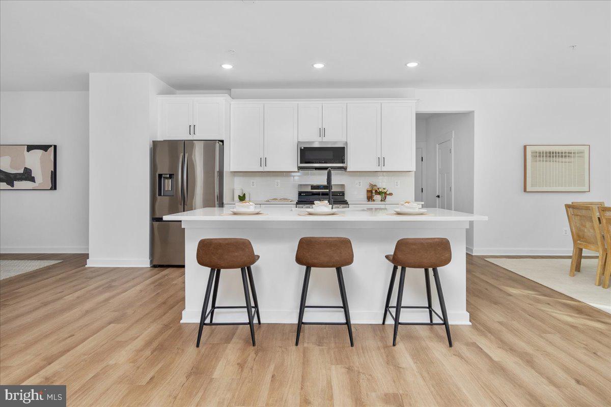 EMERALD FARM - Residential