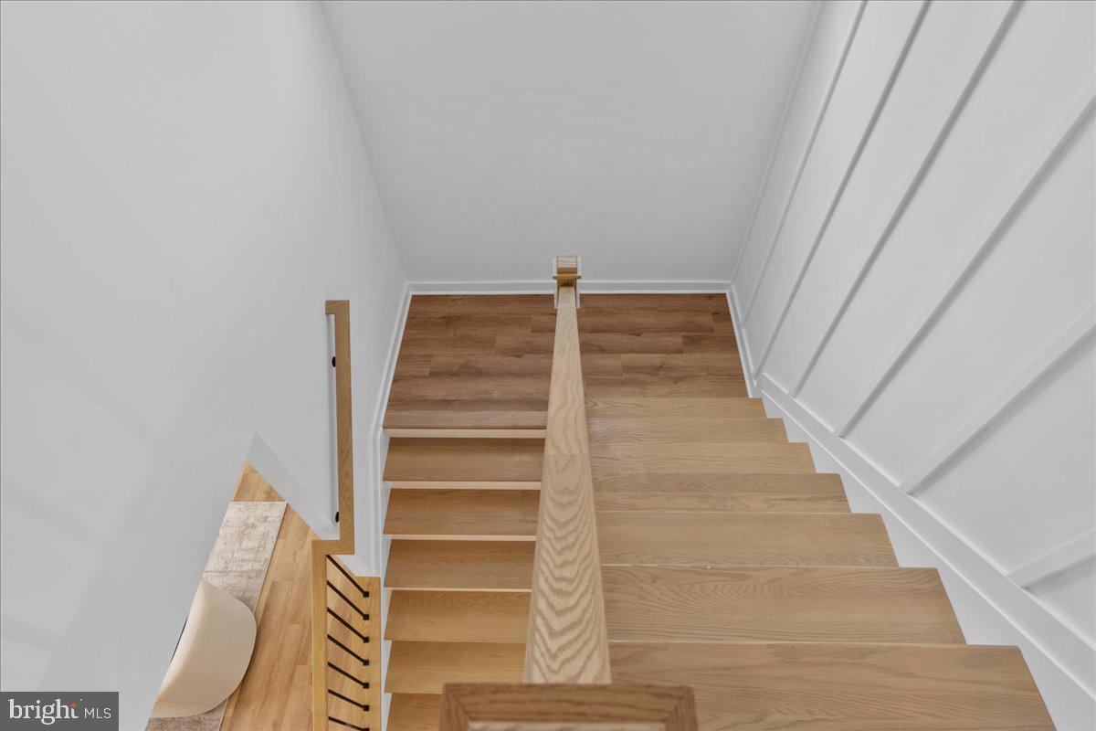 EMERALD FARM - Residential