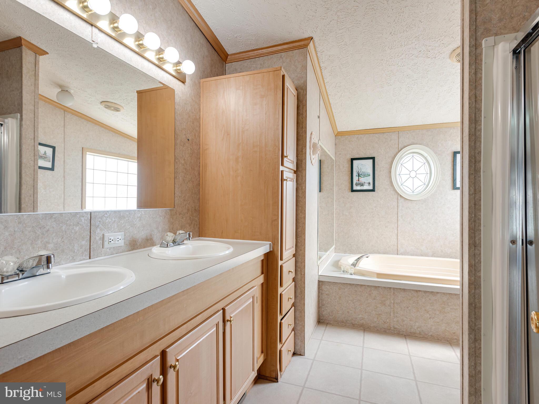 DEER RUN - Residential