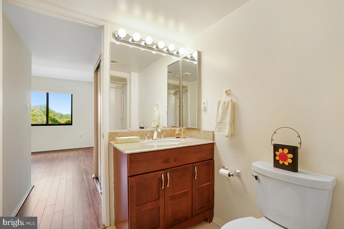 GREENS AT LEISURE WORLD - Residential