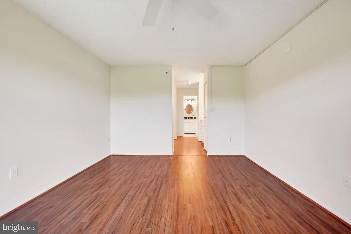 GREENS AT LEISURE WORLD - Residential