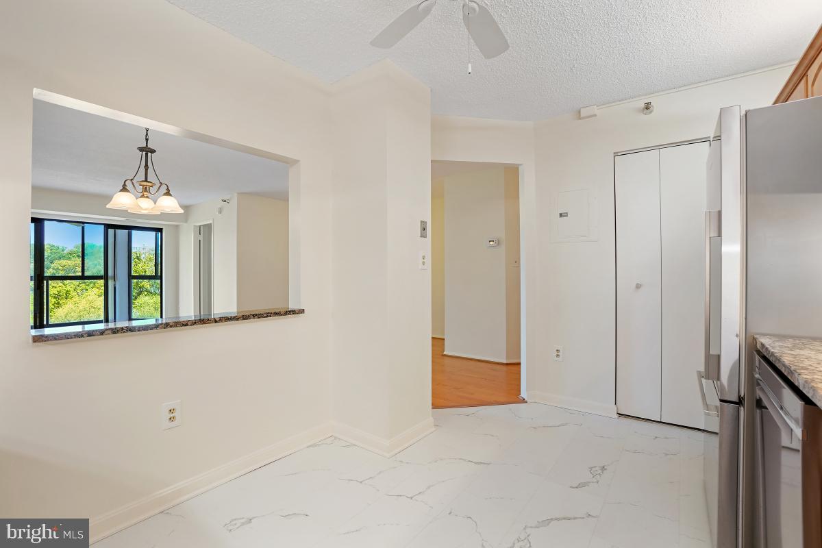 GREENS AT LEISURE WORLD - Residential