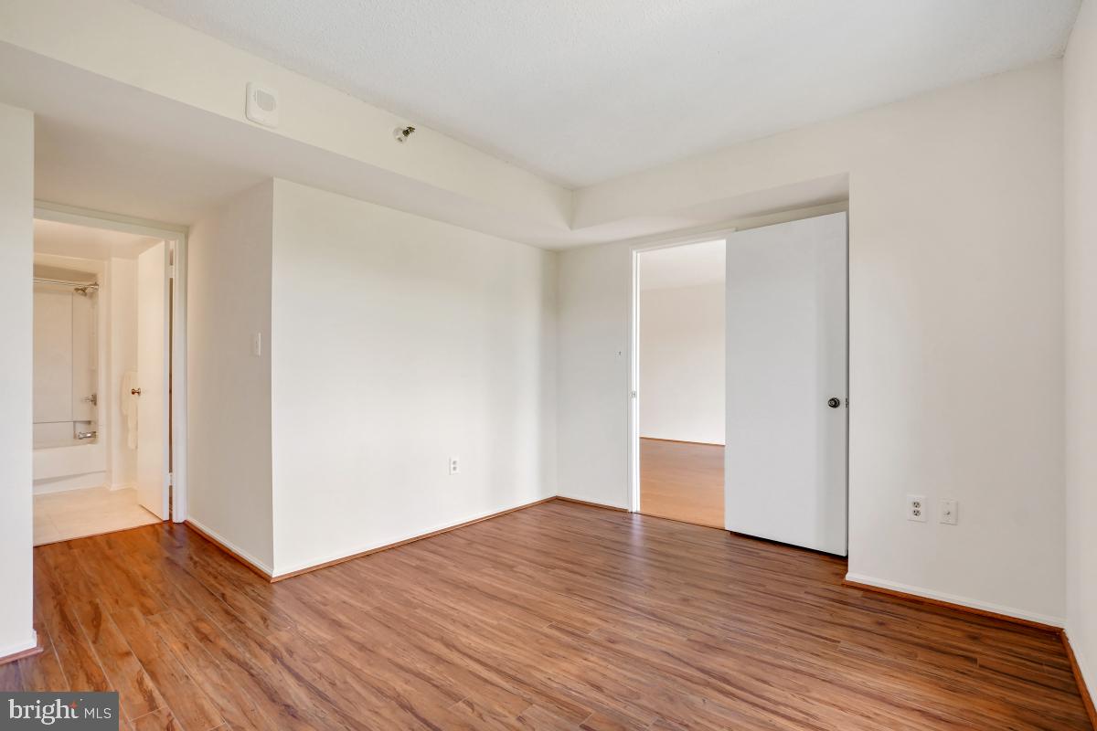 GREENS AT LEISURE WORLD - Residential