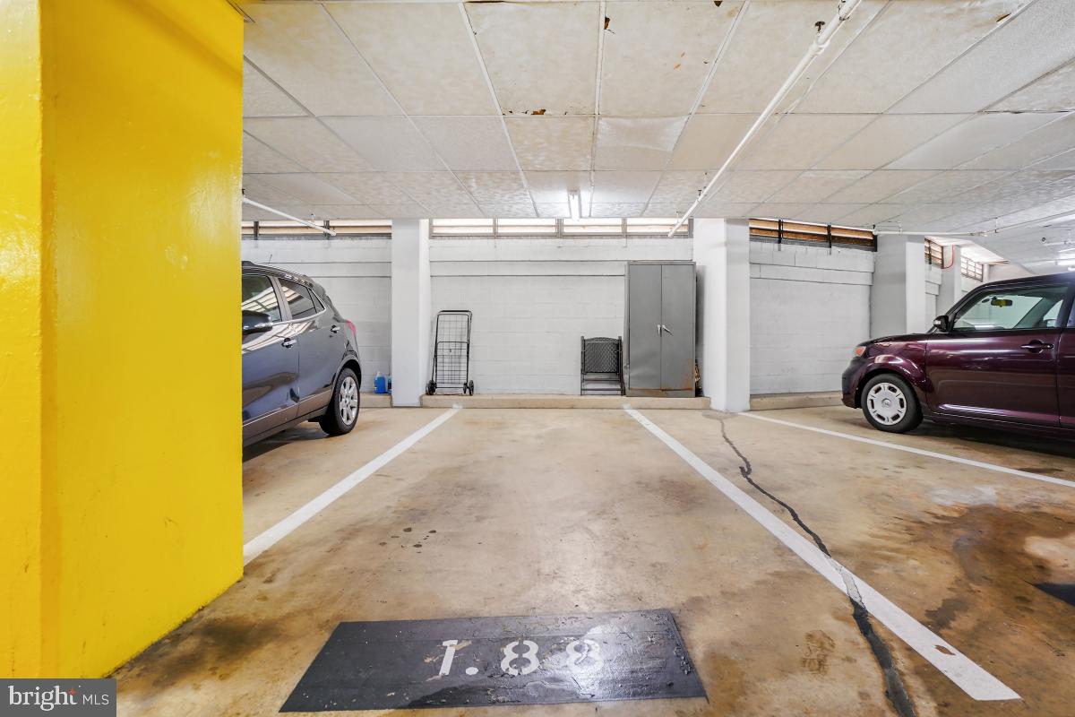 GREENS AT LEISURE WORLD - Residential