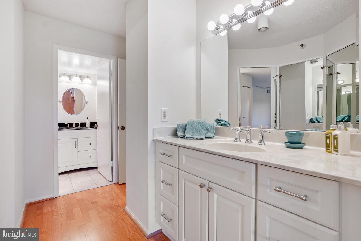 GREENS AT LEISURE WORLD - Residential