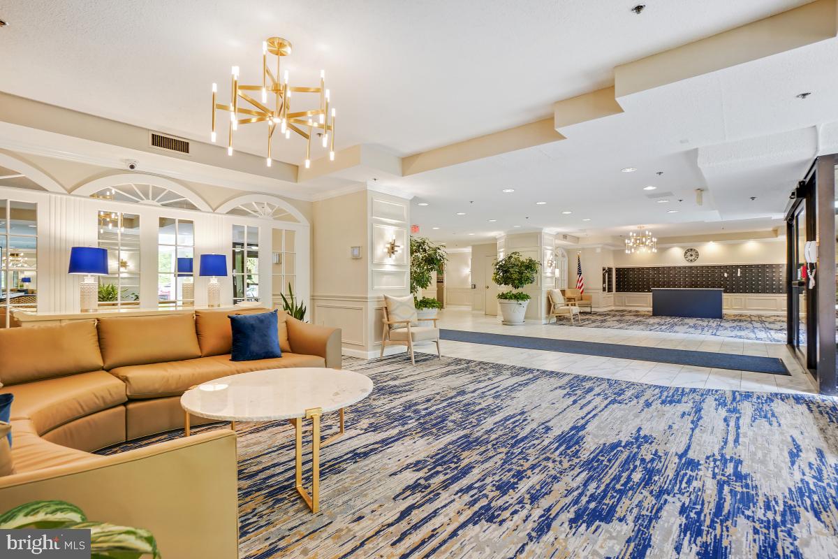 GREENS AT LEISURE WORLD - Residential