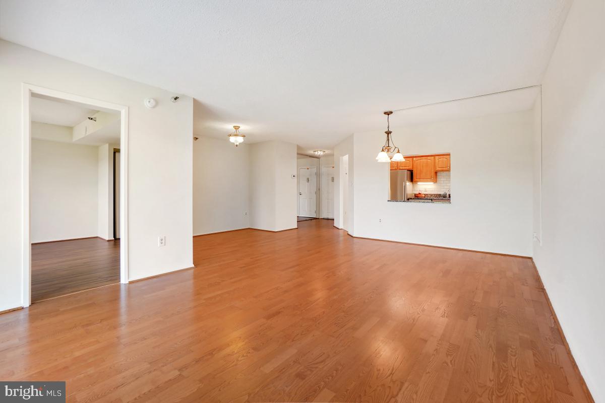 GREENS AT LEISURE WORLD - Residential