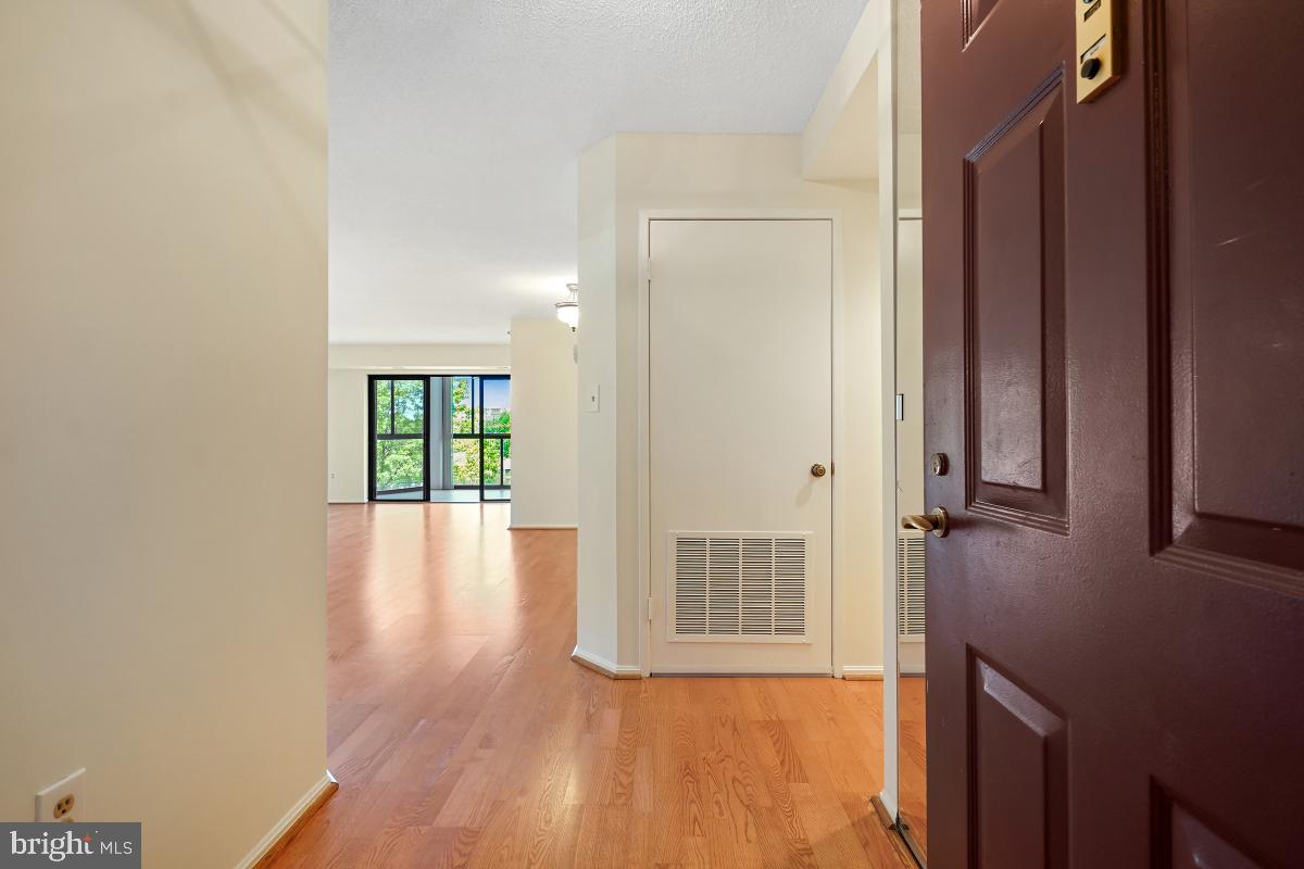 GREENS AT LEISURE WORLD - Residential