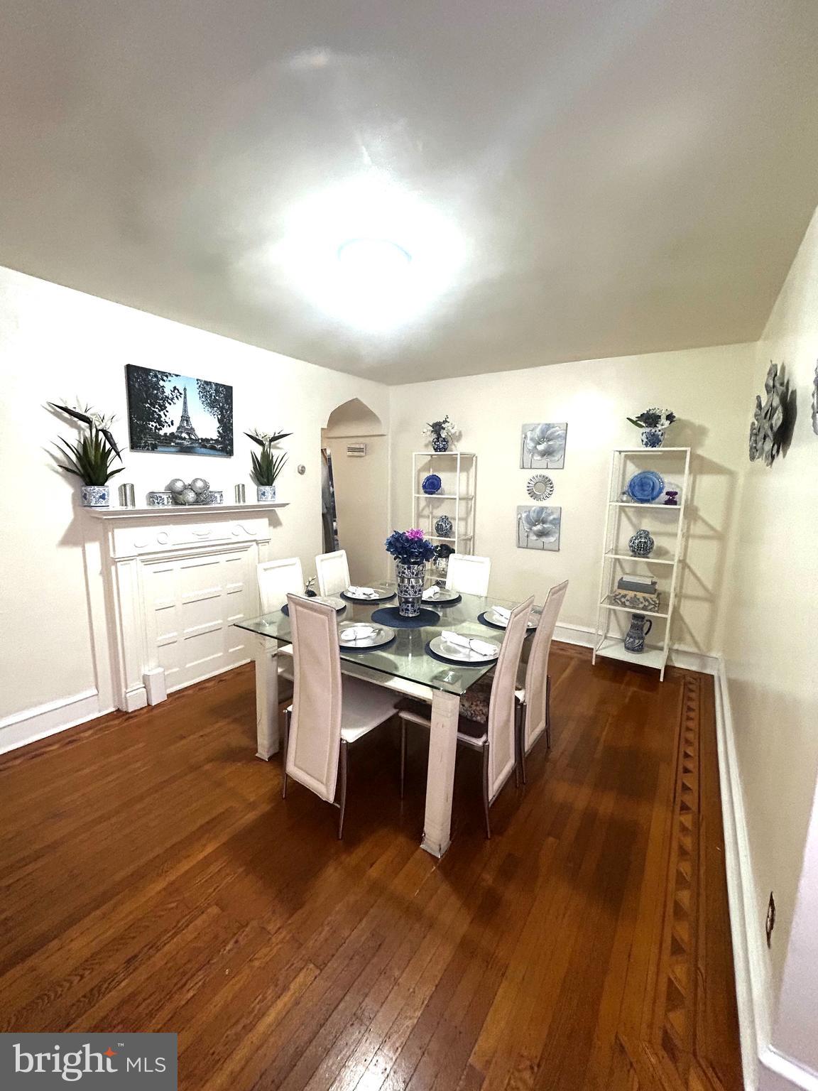 WEST OAK LANE - Residential