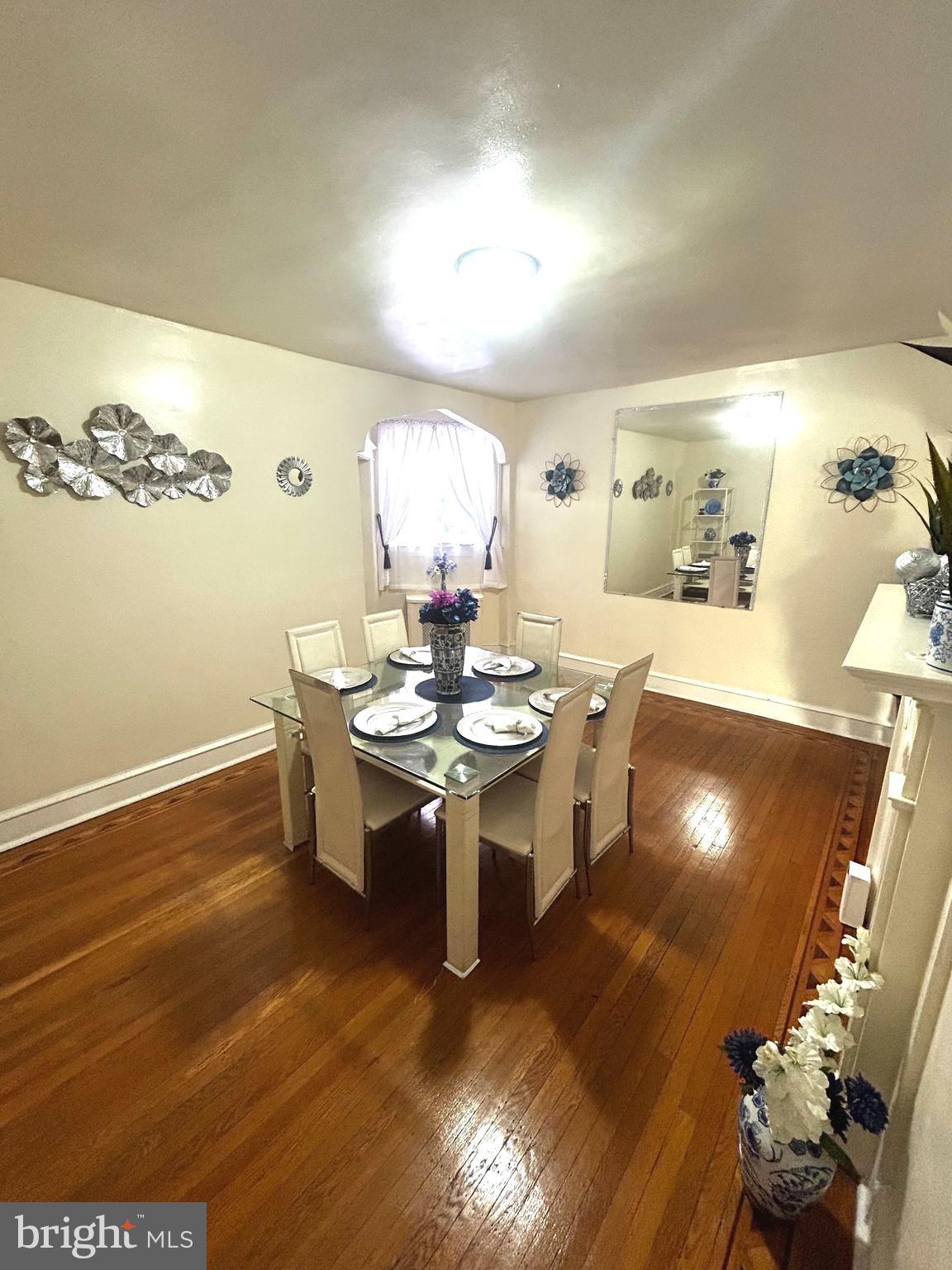 WEST OAK LANE - Residential