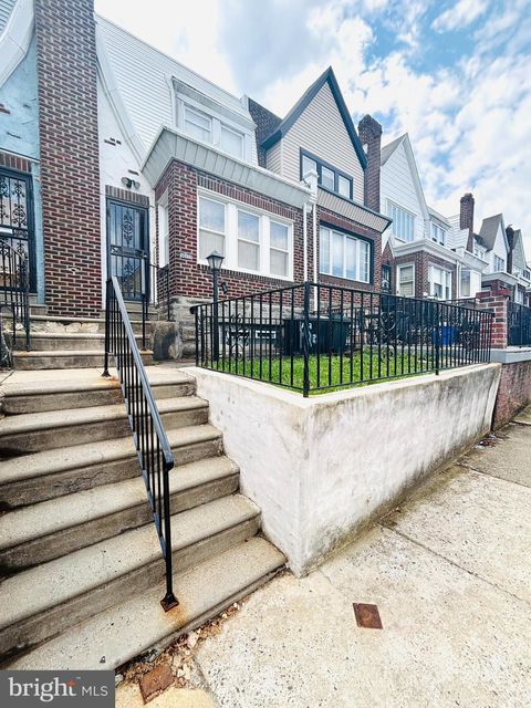 Townhouse For Sale - 1820 73rd Avenue<br/> PHILADELPHIA, PA 19126