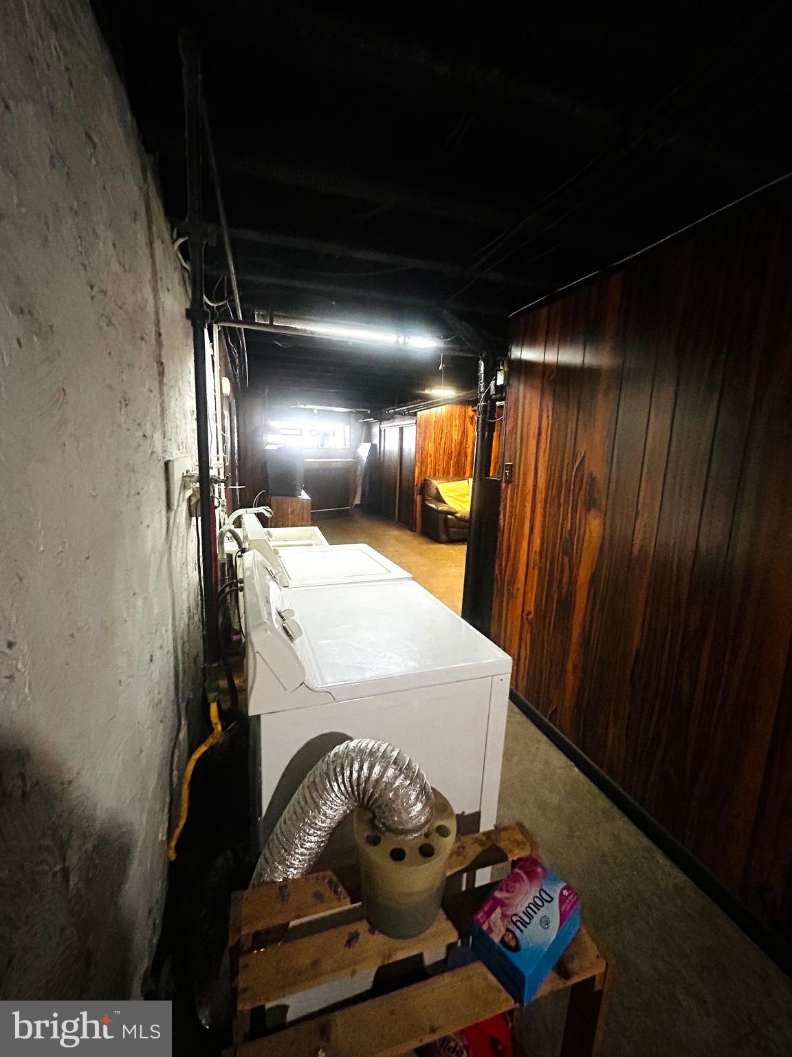 WEST OAK LANE - Residential