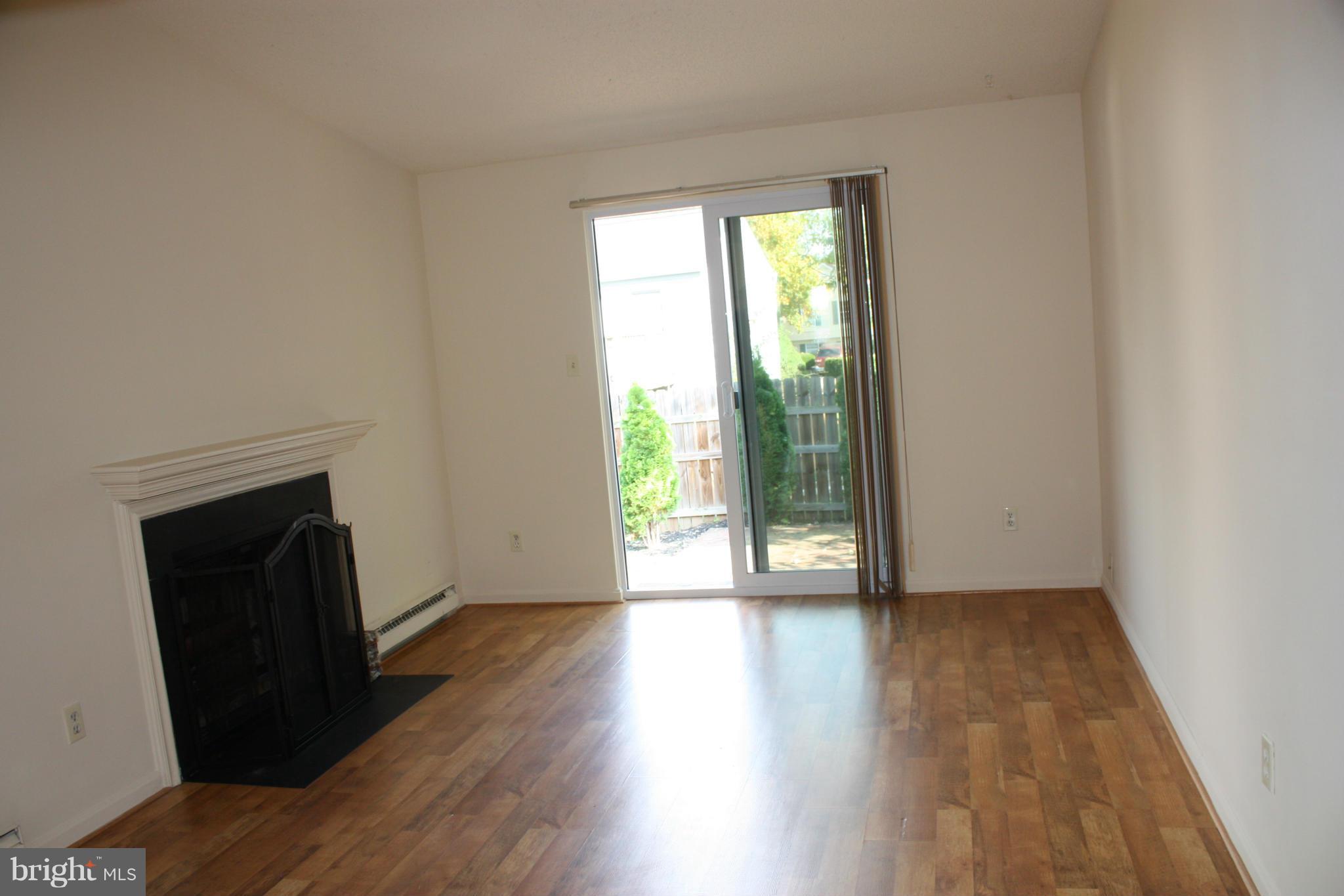 FREDERICKTOWNE VILLAGE - Residential Lease