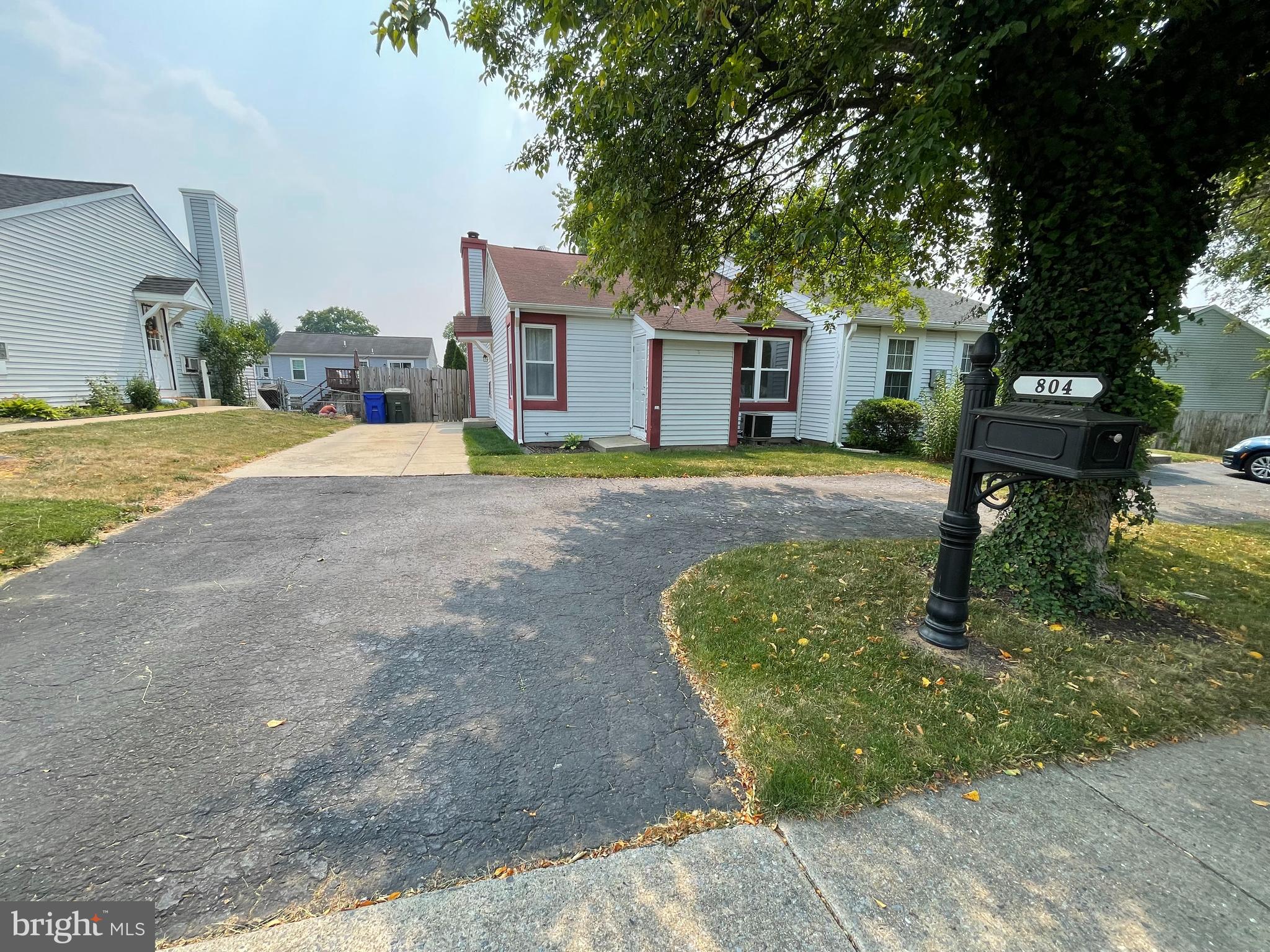 FREDERICKTOWNE VILLAGE - Residential Lease