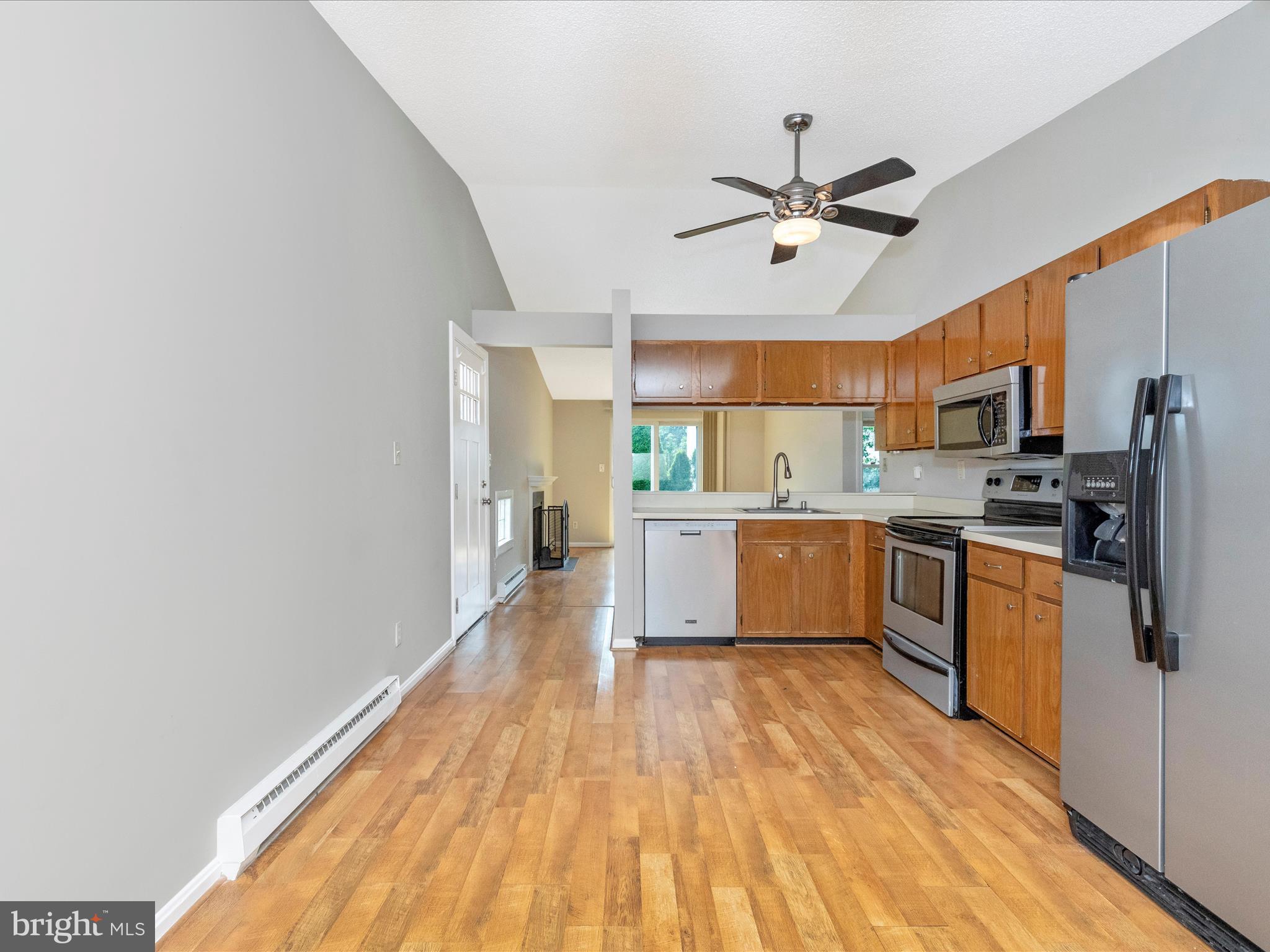 FREDERICKTOWNE VILLAGE - Residential Lease