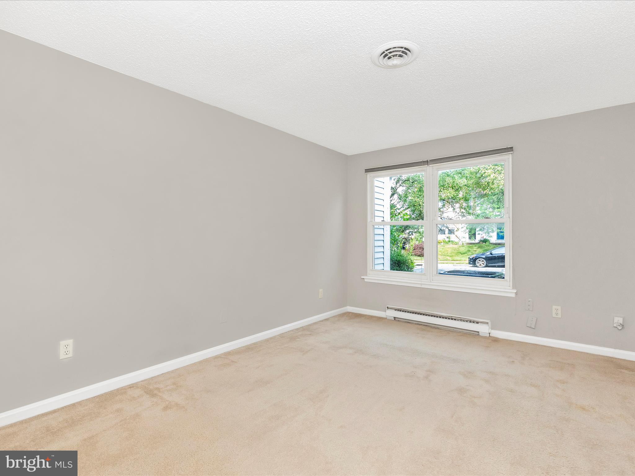 FREDERICKTOWNE VILLAGE - Residential Lease