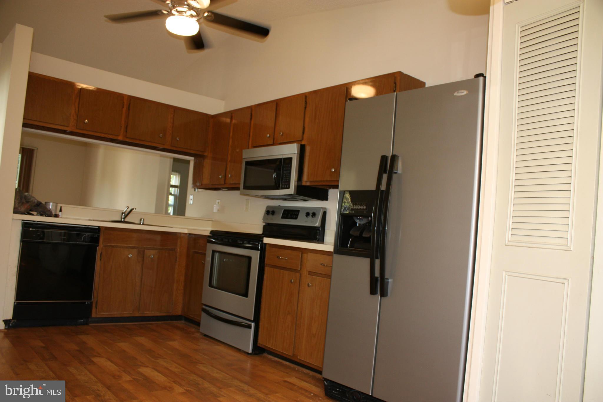 FREDERICKTOWNE VILLAGE - Residential Lease