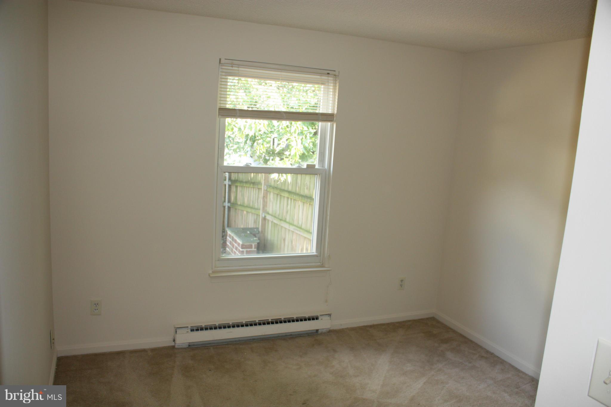 FREDERICKTOWNE VILLAGE - Residential Lease