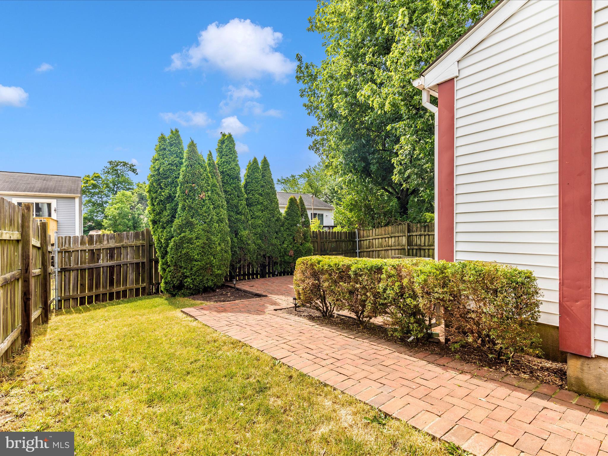 FREDERICKTOWNE VILLAGE - Residential Lease