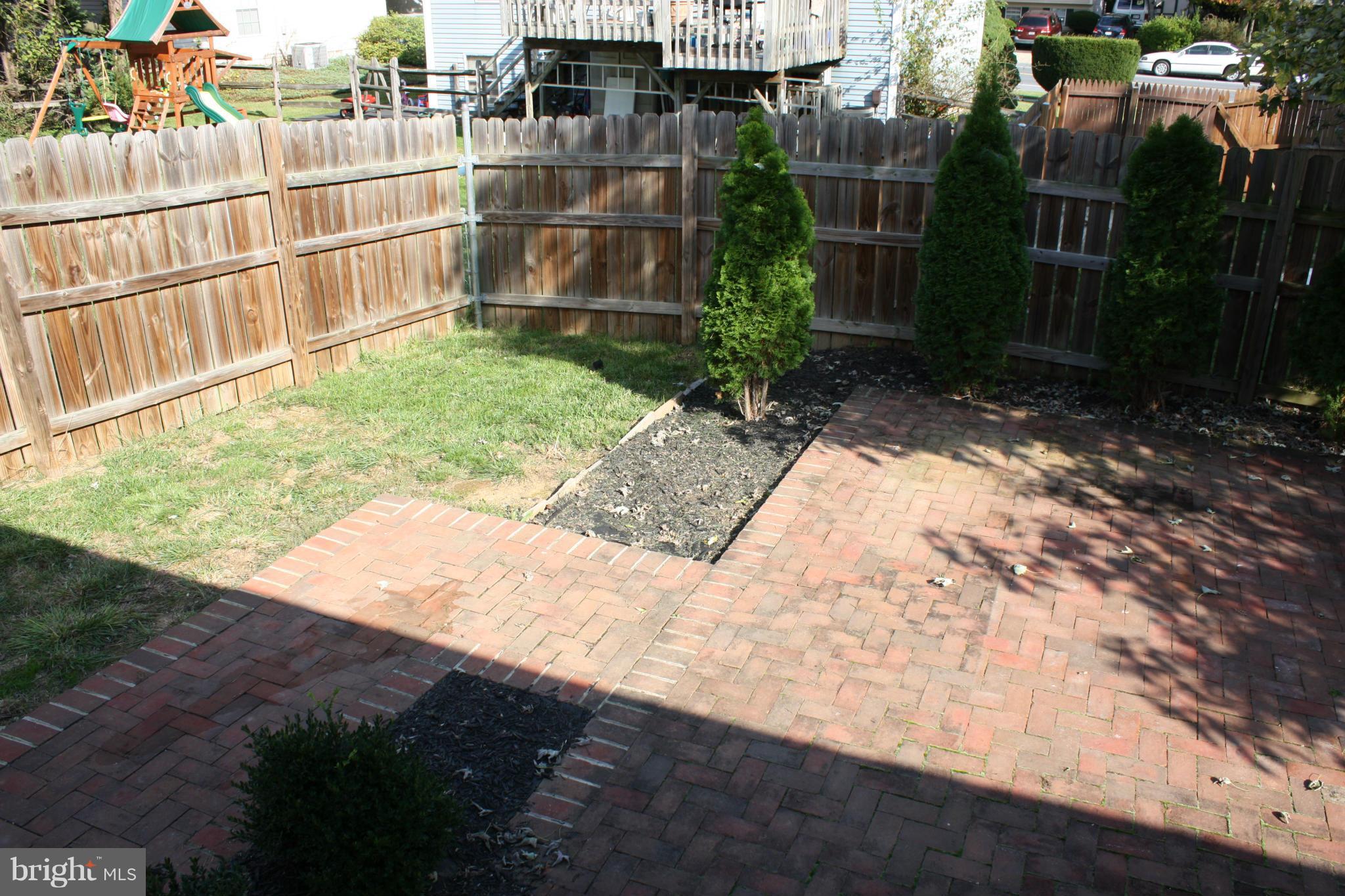 FREDERICKTOWNE VILLAGE - Residential Lease