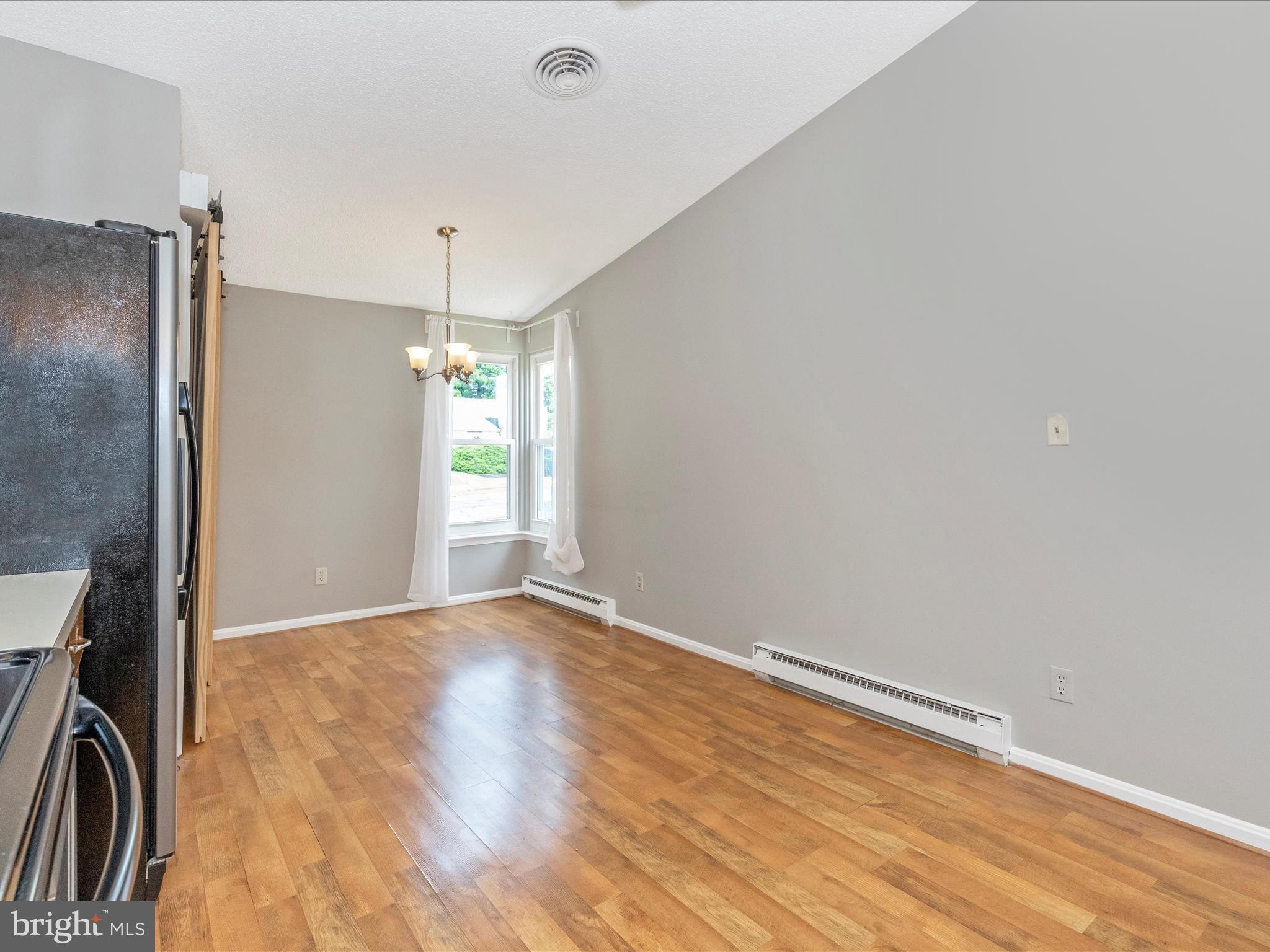 FREDERICKTOWNE VILLAGE - Residential Lease