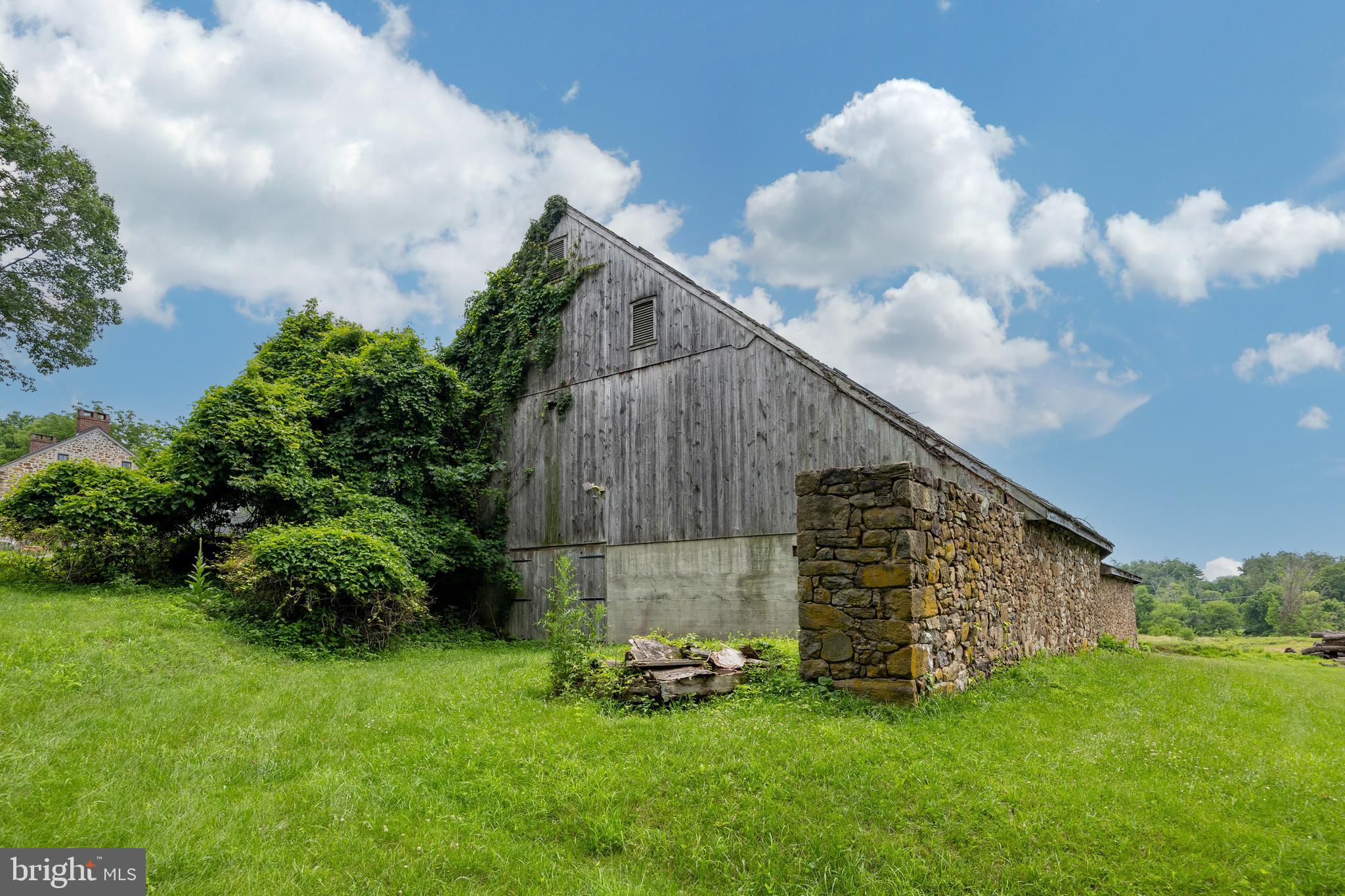 1403 TIMBER MILL RD