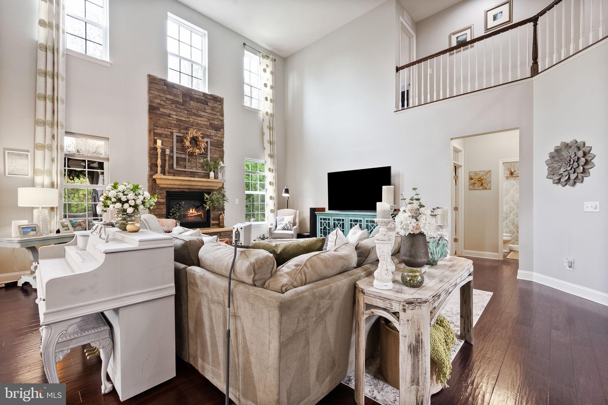 SPRINGS AT LENAH - Residential