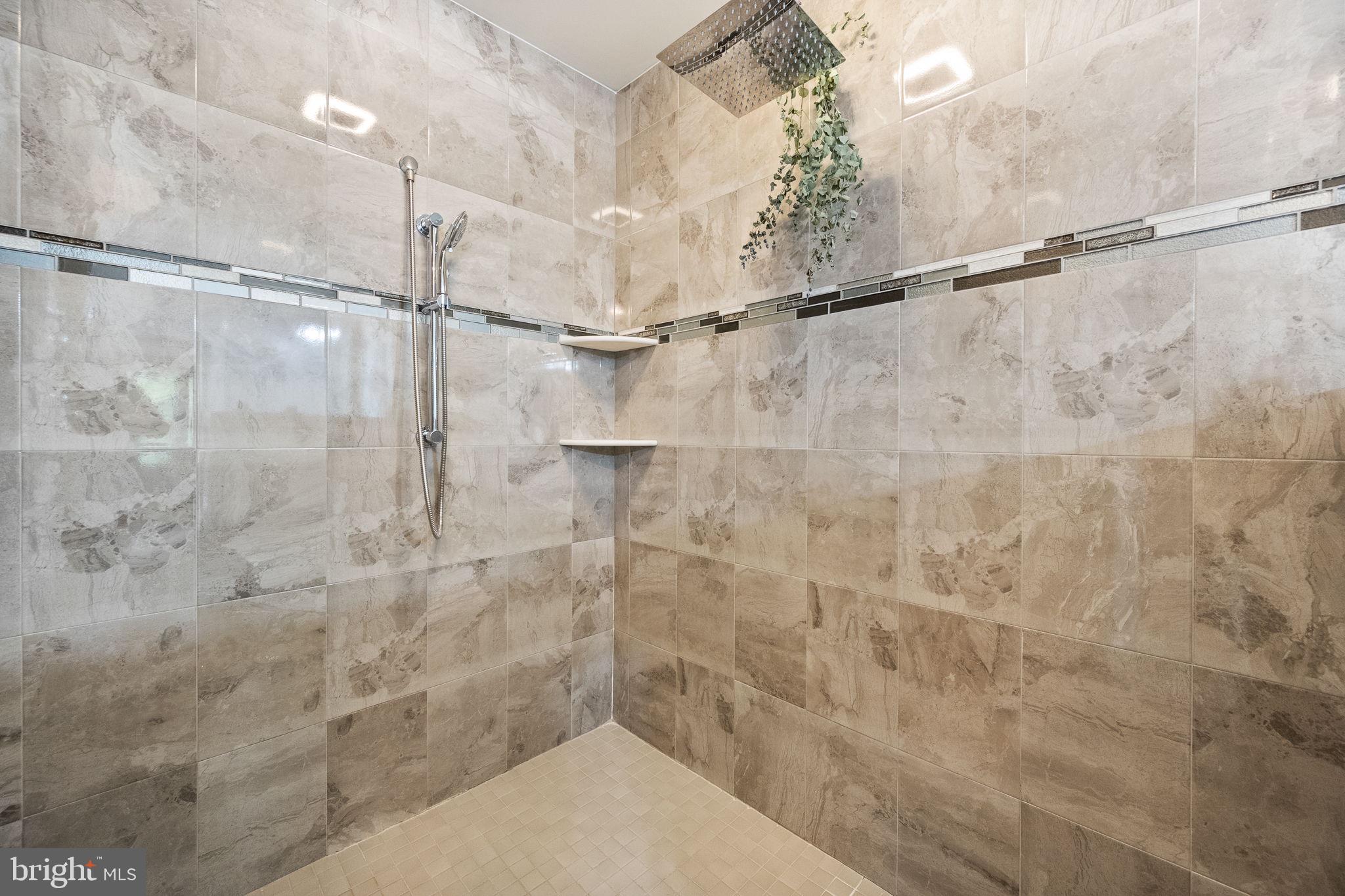 SPRINGS AT LENAH - Residential