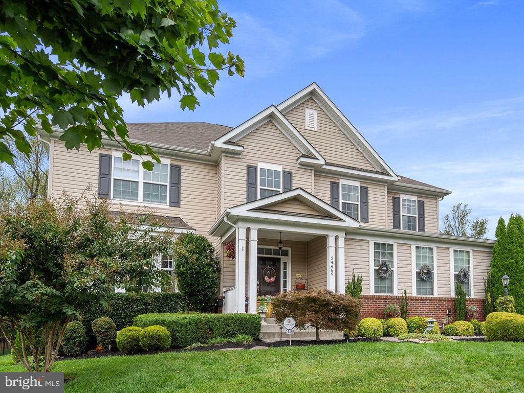 Photo of 24469 Island Pool Court, ALDIE, VA 20105 (MLS # VALO2107150)