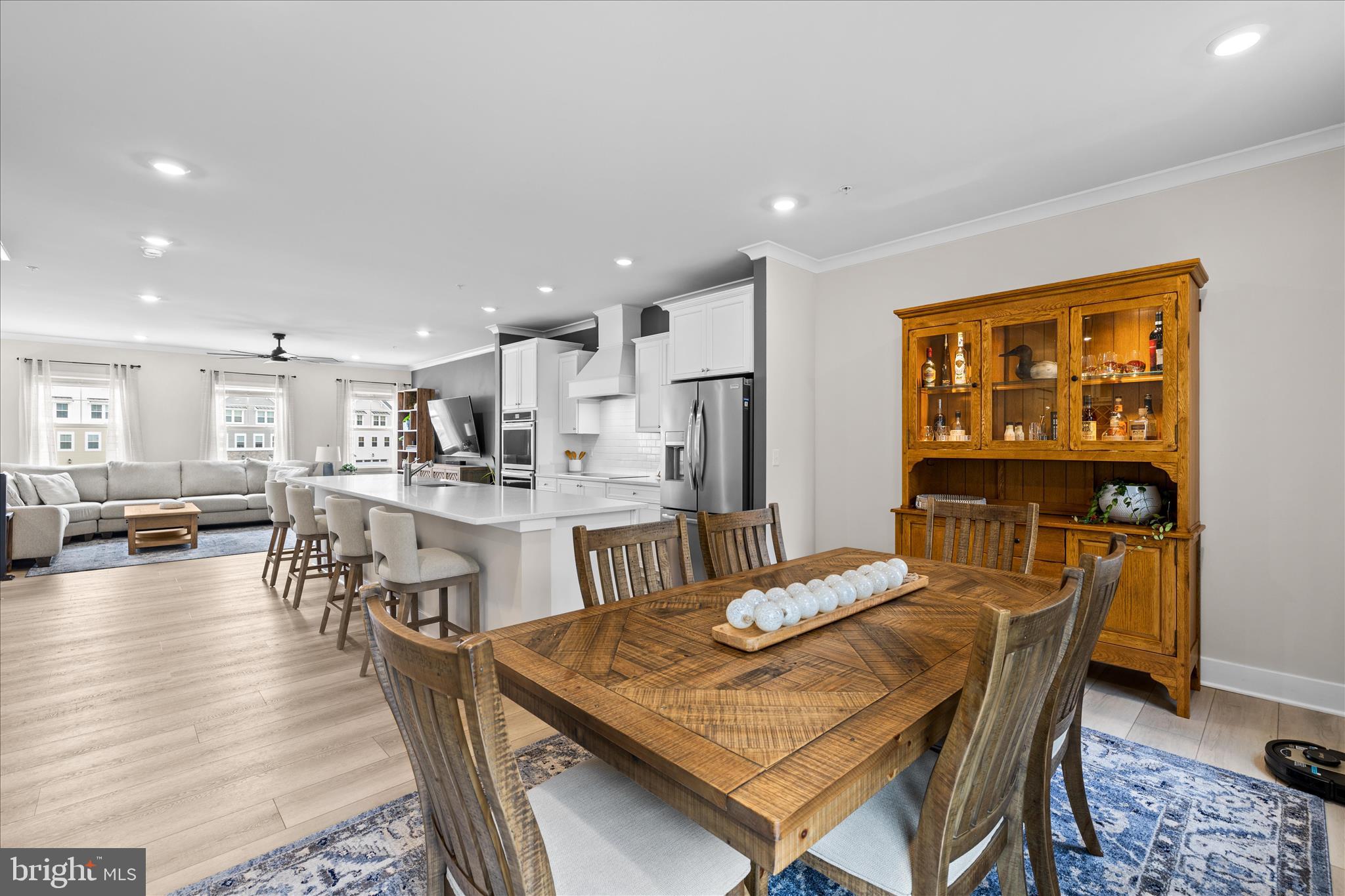 SEA OAKS VILLAGE - Residential