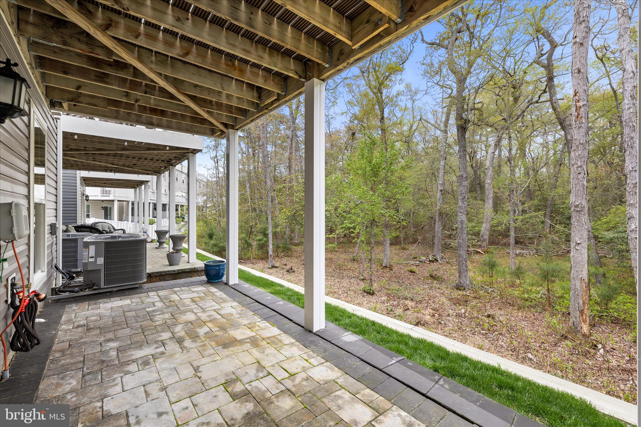 SEA OAKS VILLAGE - Residential